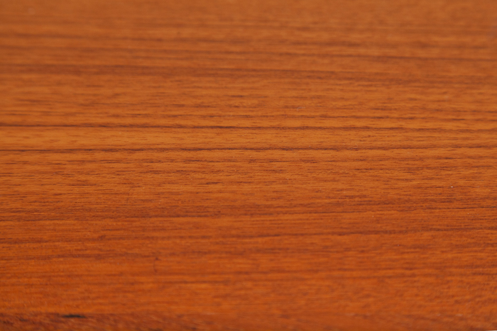 MidCentury Teak Tische Holzmaserung