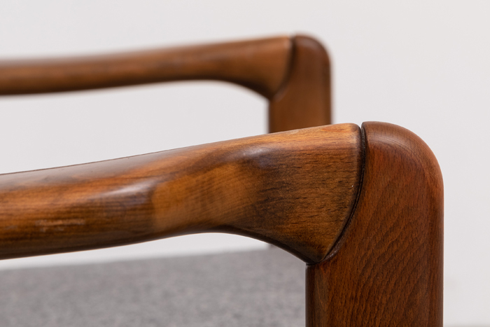 massives Holz 60er Möbel