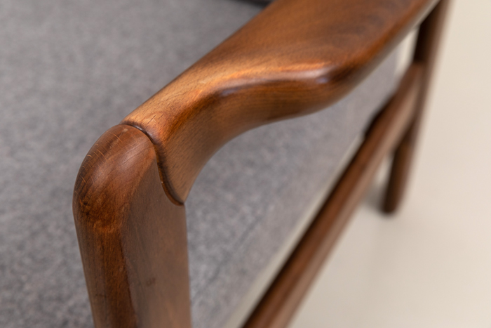 designklassiker holzarmlehnen furniture