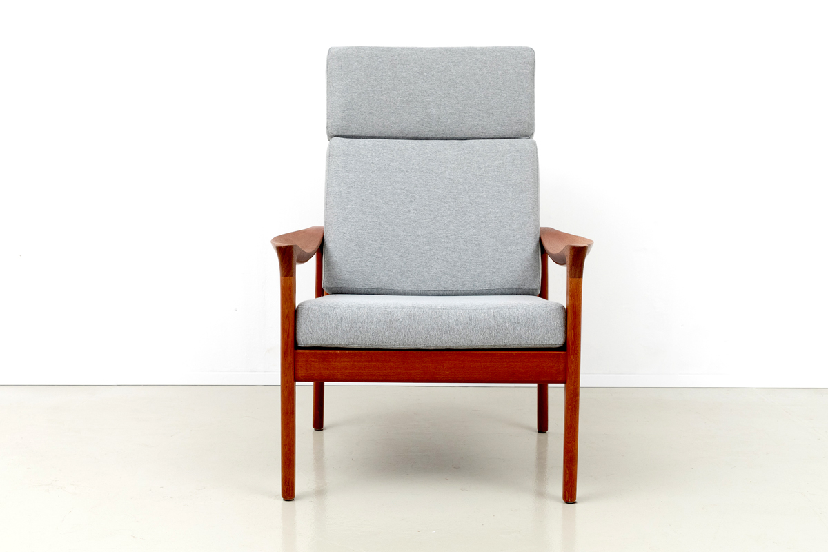 Armchair Illum Wikkelso