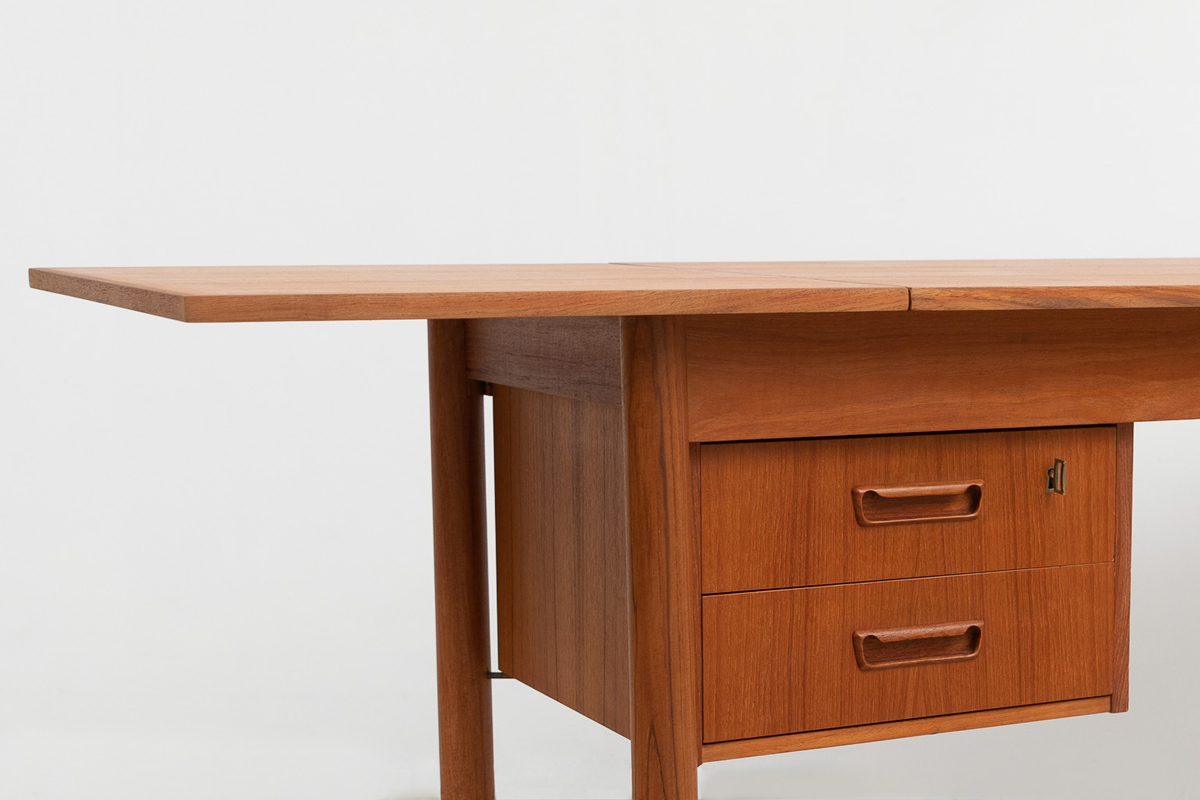 massiven Griffmulden Tibergaard Schreibtisch