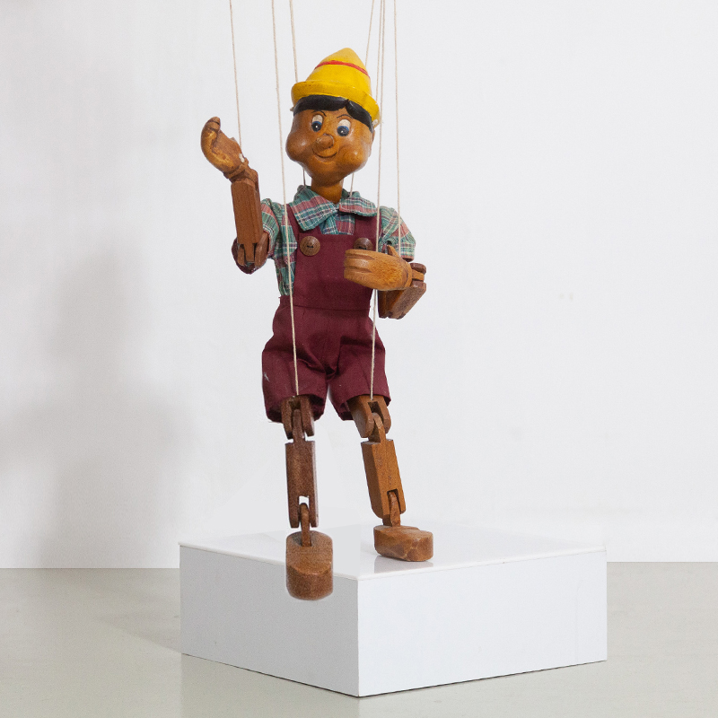 Handgeschnitzte Pinocchiofigur Marionettenfigur