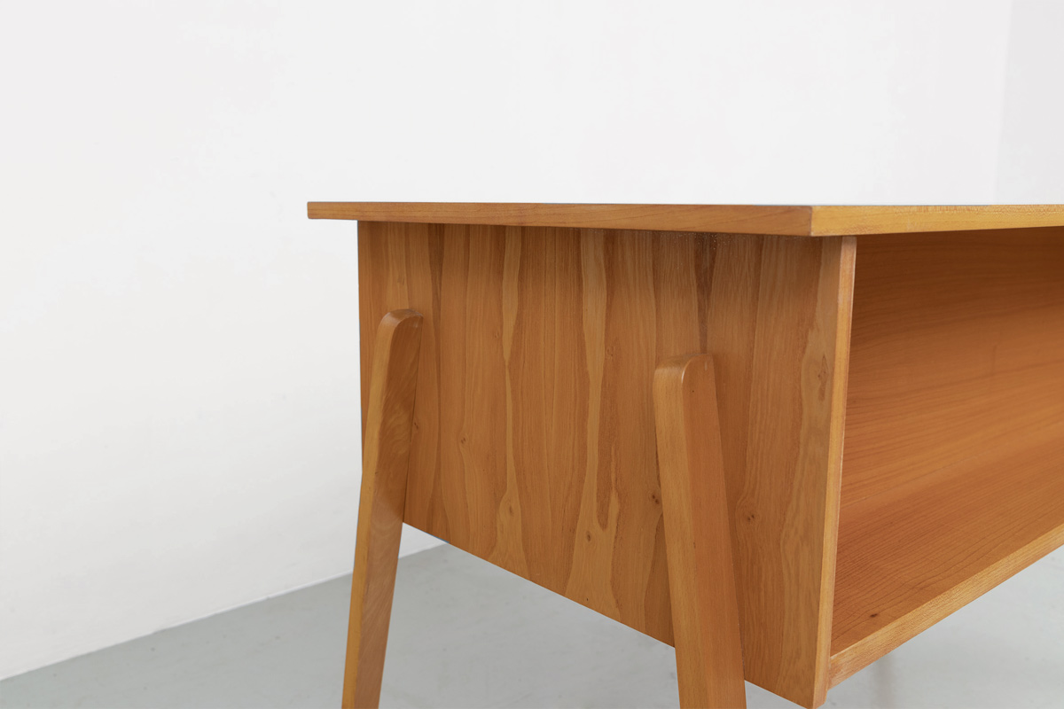 Schreibtisch 60er Esche Buecherablage