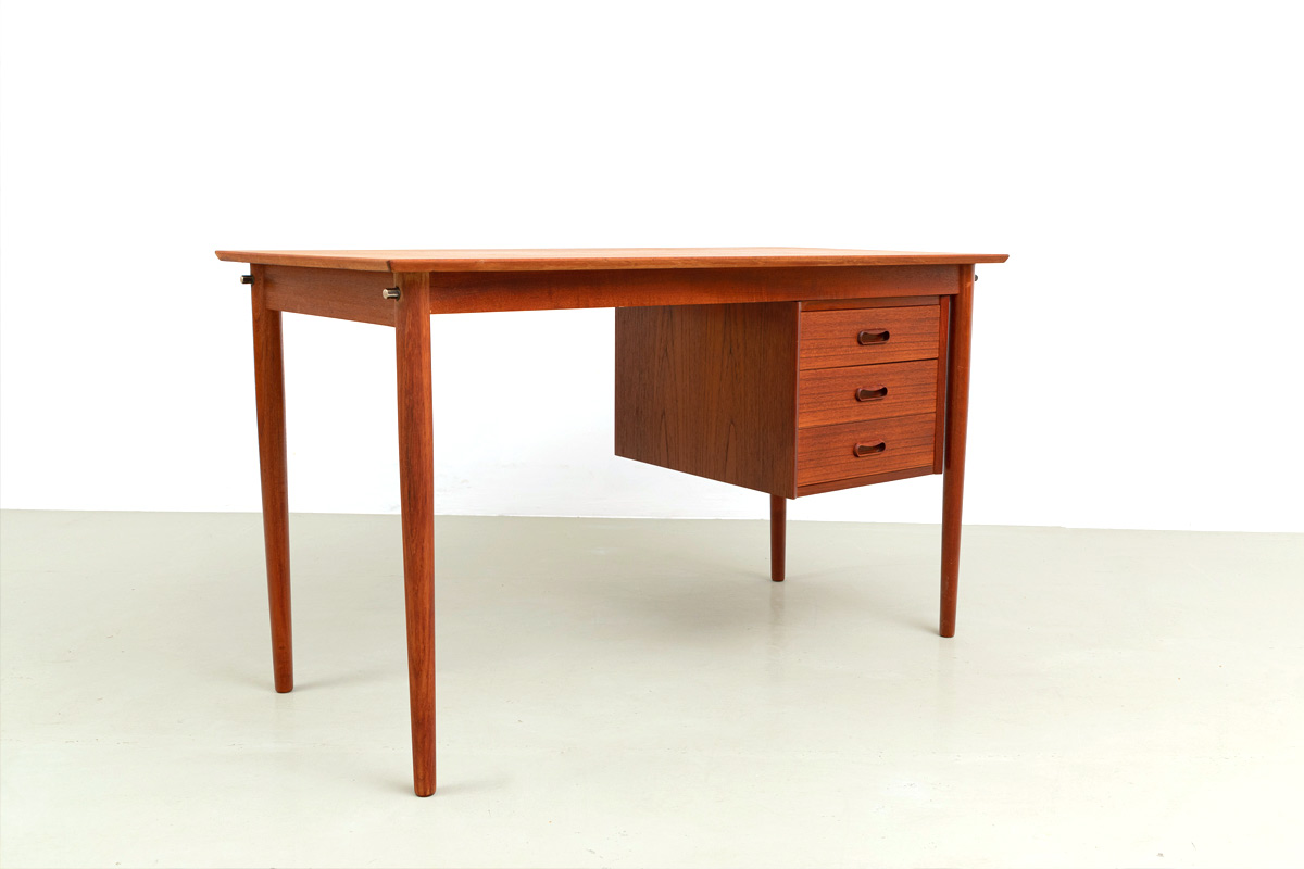Arne Vodder Desk Teak