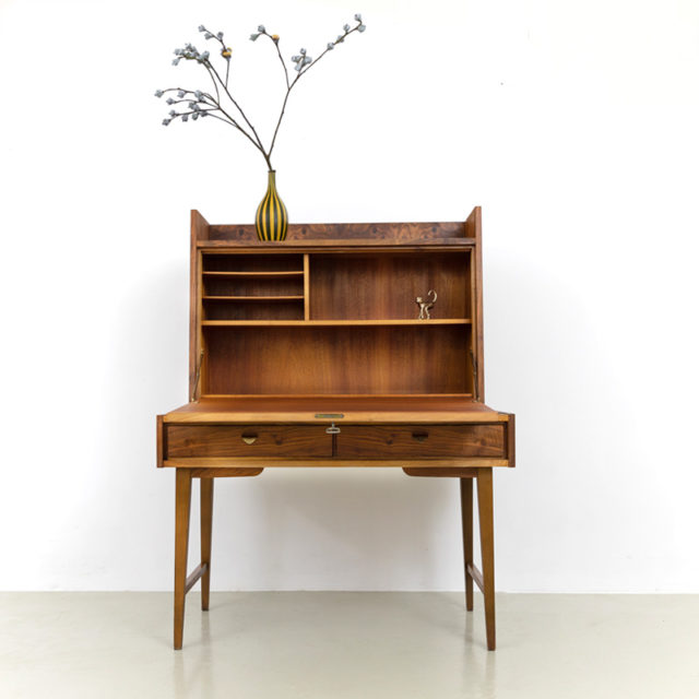 50er Jahre Sekretär Nussbaum